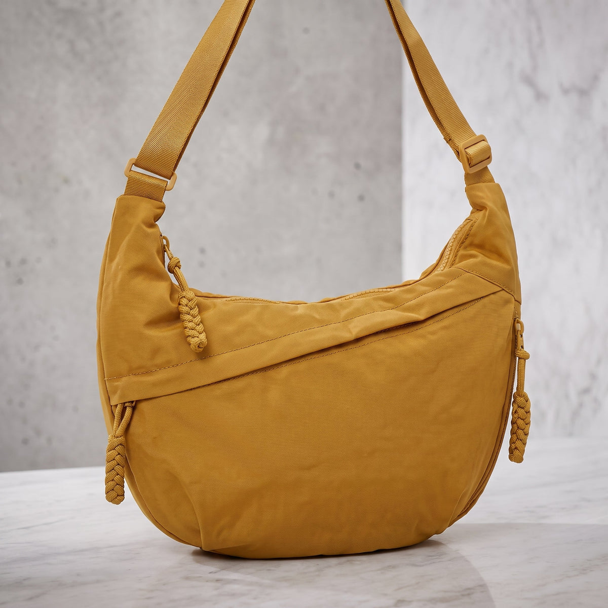 Bolso Aura — el bolso cruzado antirrobo con el que sales tranquila y con estilo