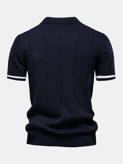 Conjunto polo con ribete y pantalón cónico