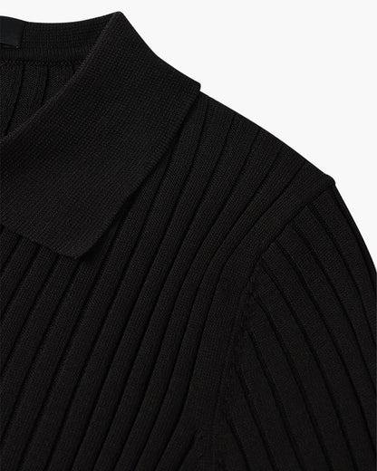 Polo casual cuello pico – Negro