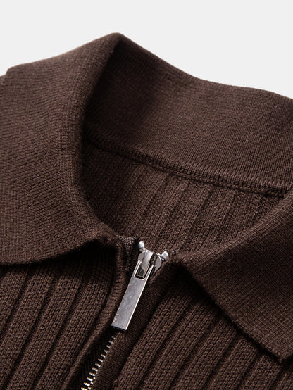 Polo de punto a rayas con cuello de canalé