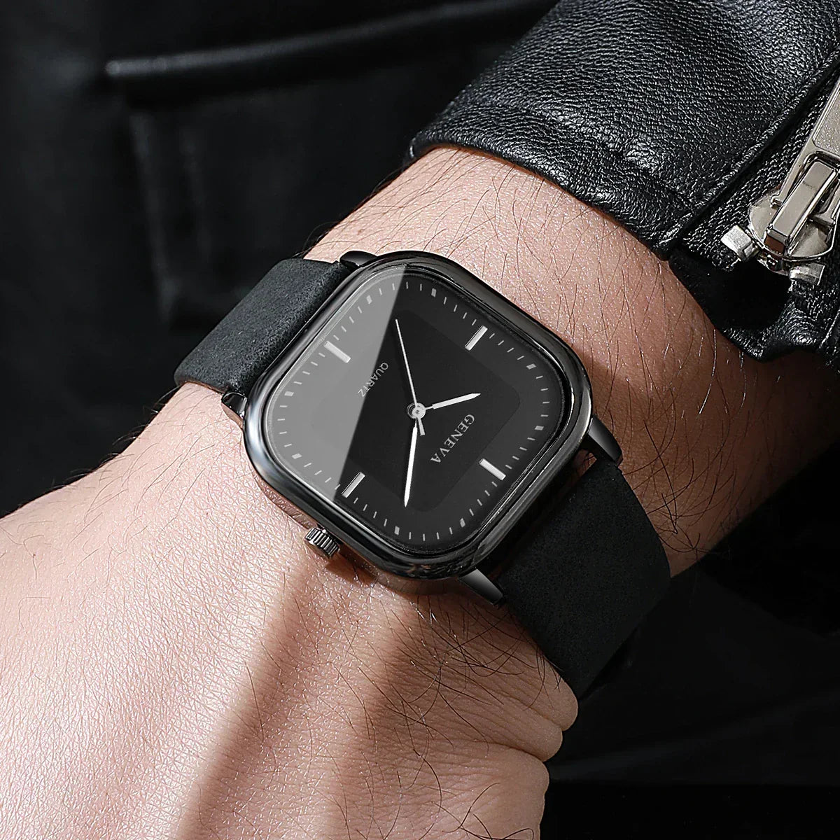 Geneva – Reloj de Esfera Cuadrada