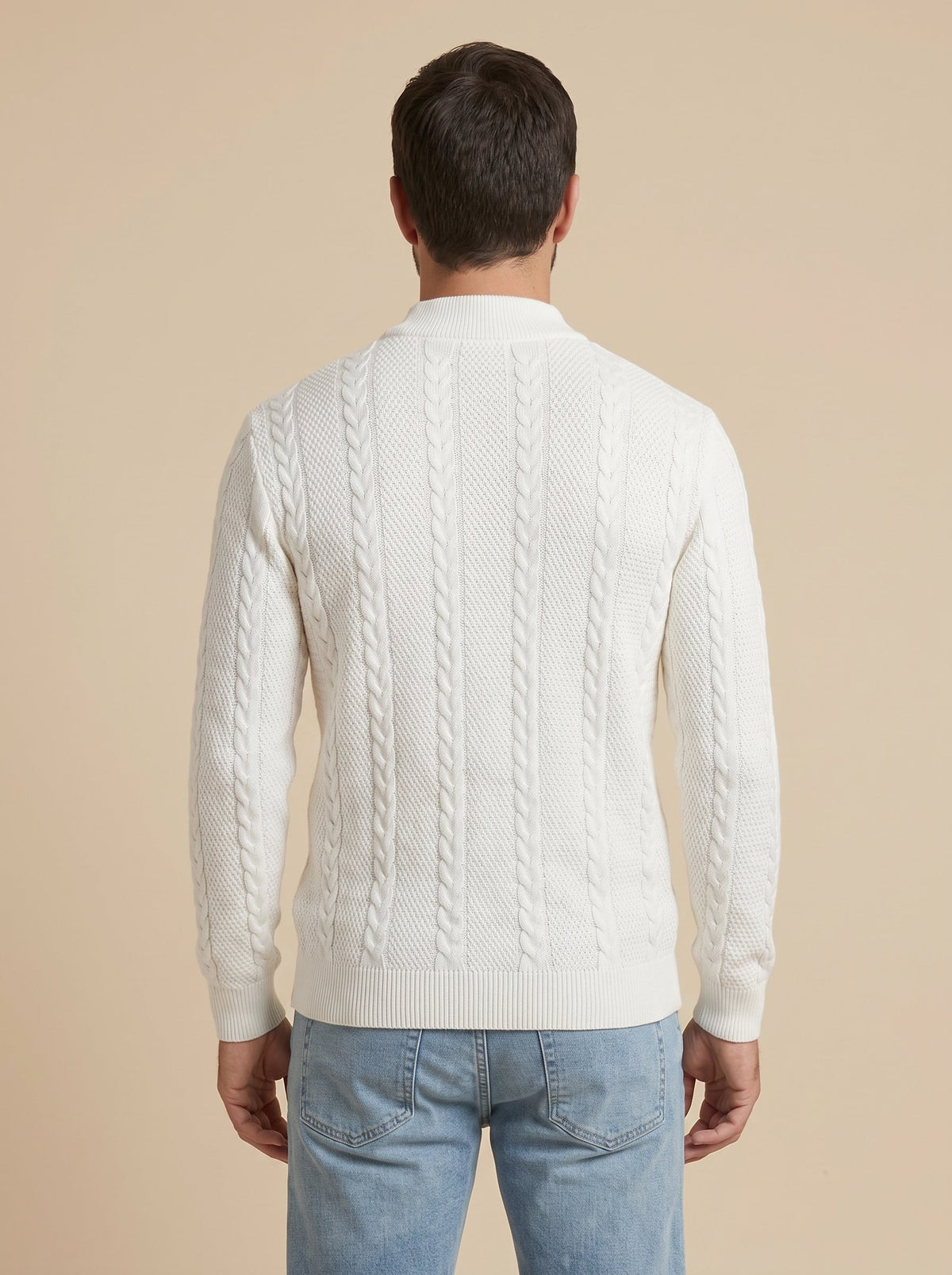 Fabio jersey de ochos de cuello alto blanco roto, de espaldas
