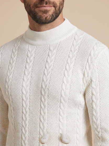 Fabio jersey de ochos de cuello alto blanco roto, detalle del cuello y los ochos