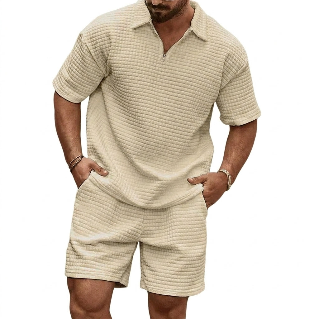 Conjunto polo con cremallera y short