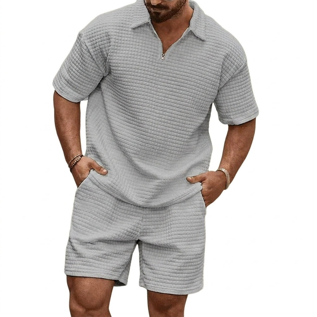 Conjunto polo con cremallera y short