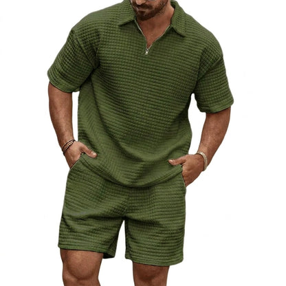 Conjunto polo con cremallera y short