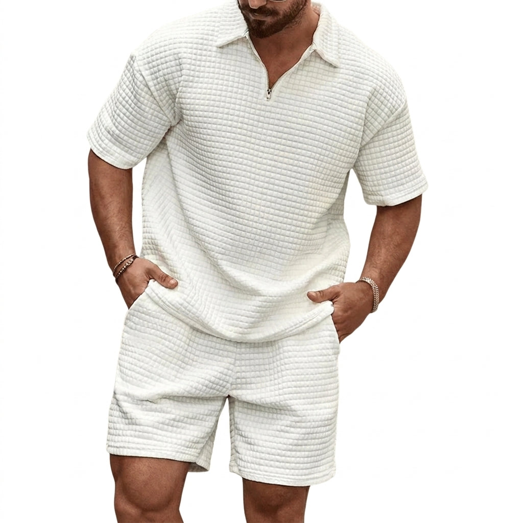 Conjunto polo con cremallera y short