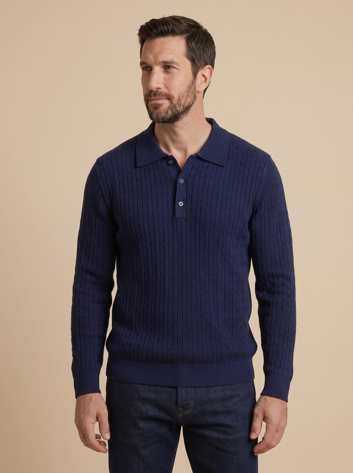Tommaso polo de punto trenzado azul marino, de lado
